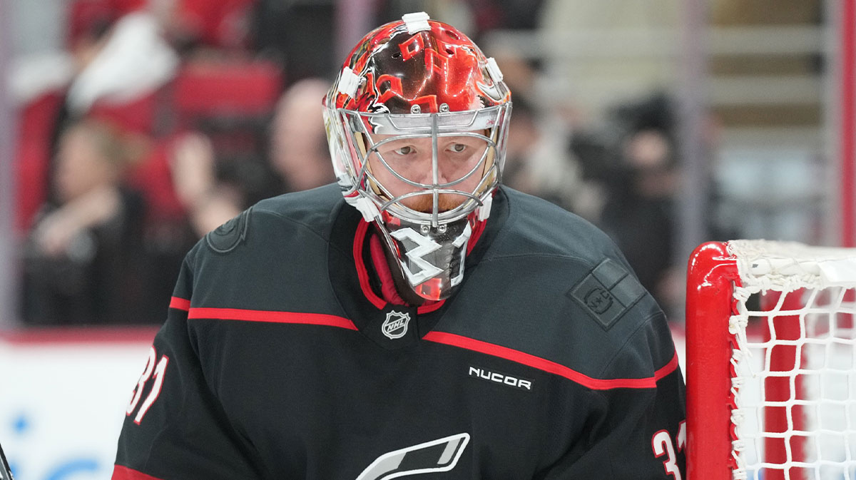 Hurricanes’ Frederik Andersen joins ultra-rare goalie club vs. Flyers