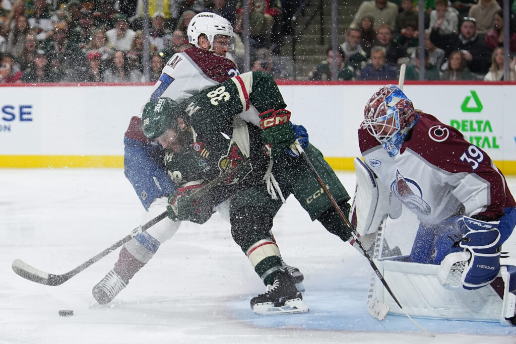 Avalanche drop Game 3 in Minnesota as Wild show 'more determination'