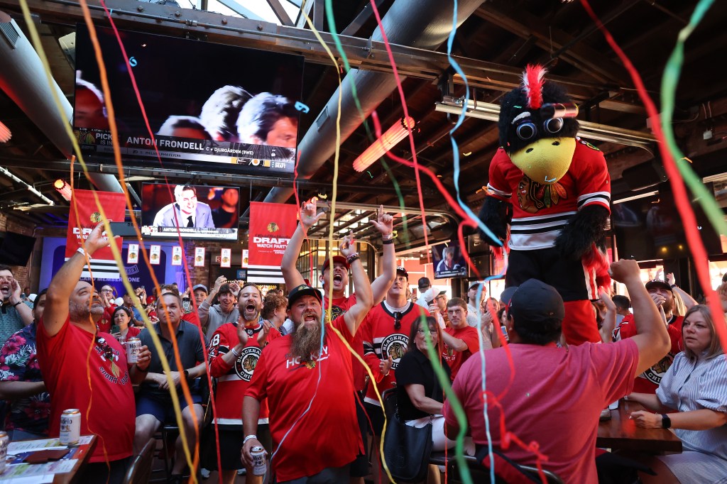 NHL draft lottery: Chicago Blackhawks receive No. 4 pick