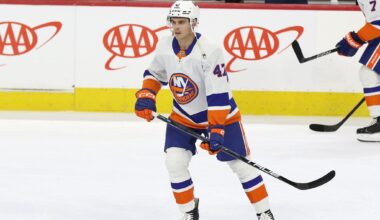 Liam Foudy Re-Signs With the New York Islanders - The Hockey Writers - New York Islanders