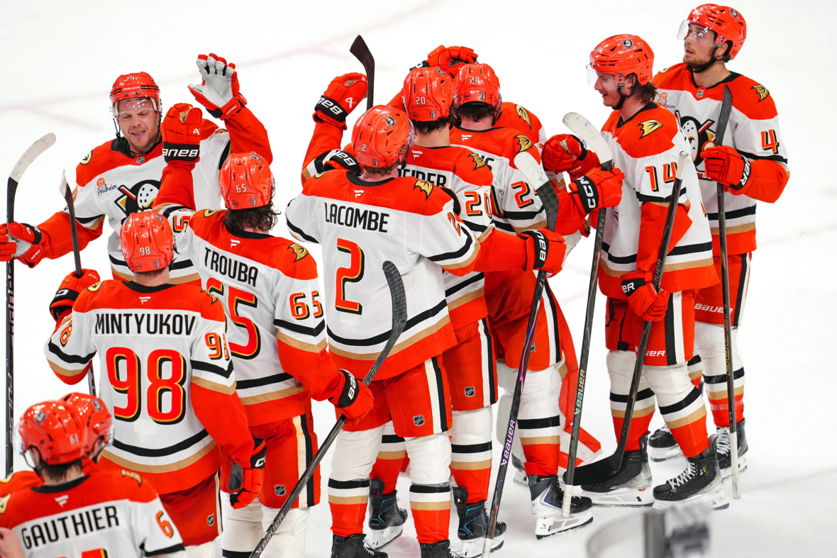 Ducks Dominate Golden Knights, Take Home-Ice Advantage: Takeaways