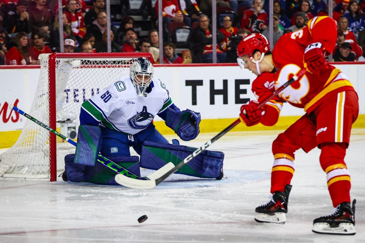 Nikita Tolopilo Vancouver Canucks