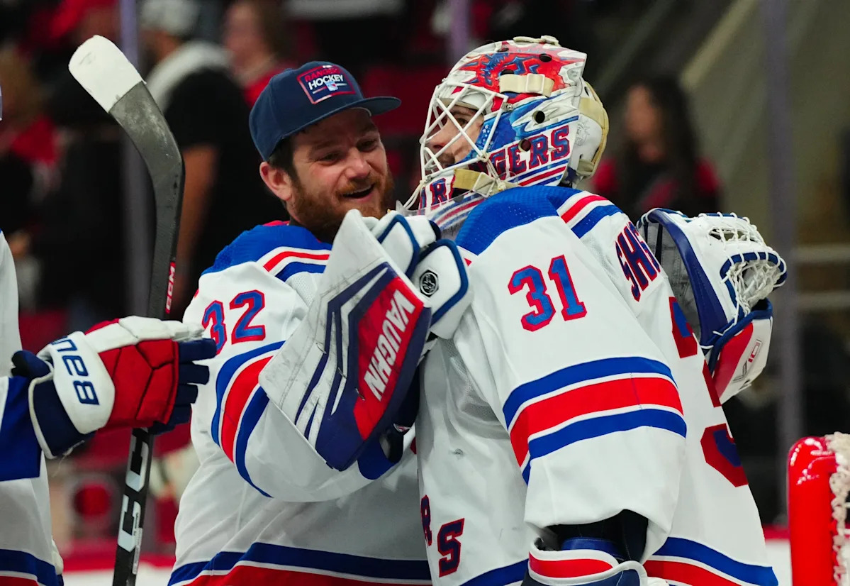New York Rangers report cards: Grading goalies Igor Shesterkin, Jonathan Quick