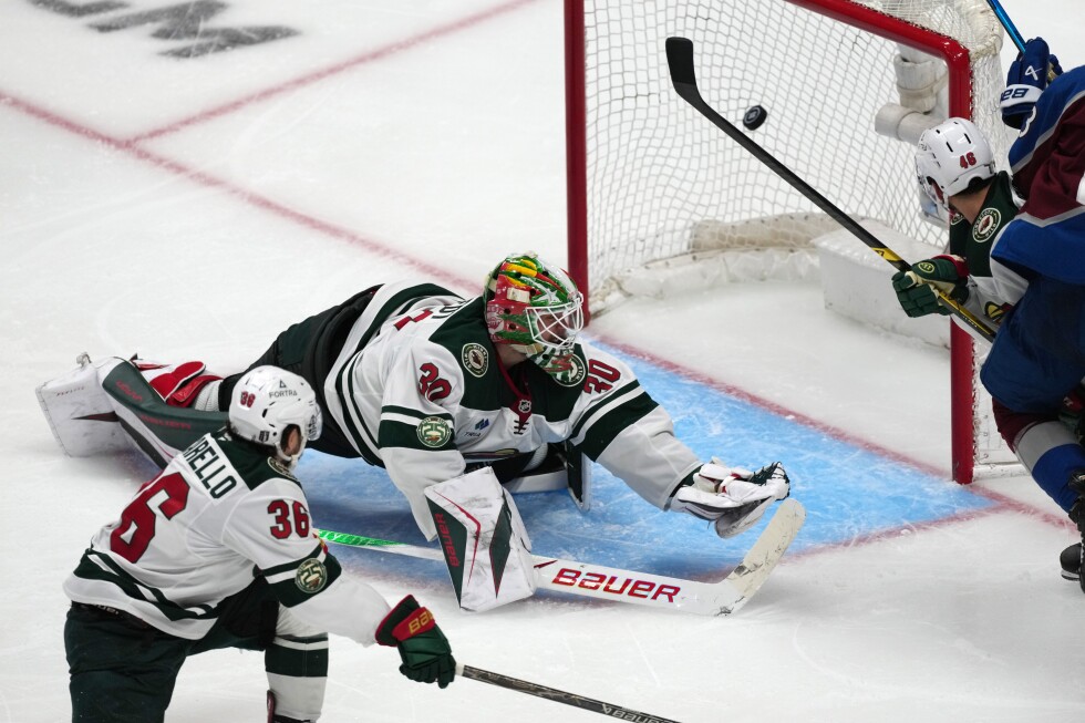 Brett Kulak scores 3:52 into OT, Avs advance to West final with 4-3 win over Wild