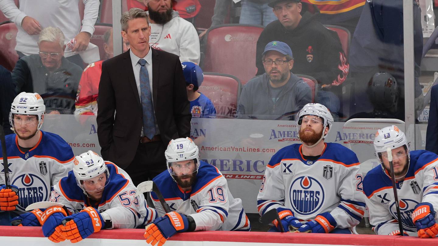 Edmonton Oilers head coach Kris Knoblauch: Sam Navarro-Imagn Images