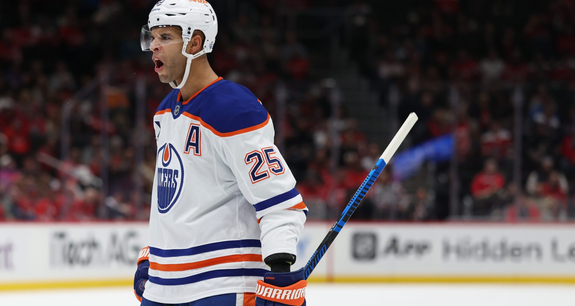 Stan Bowman to Speak With Darnell Nurse About Trade