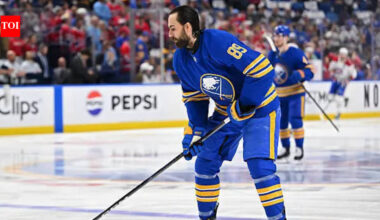Alex Tuch free agency NHL trade rumors connect Chicago Blackhawks amid Buffalo Sabres contract uncertainty | NHL News