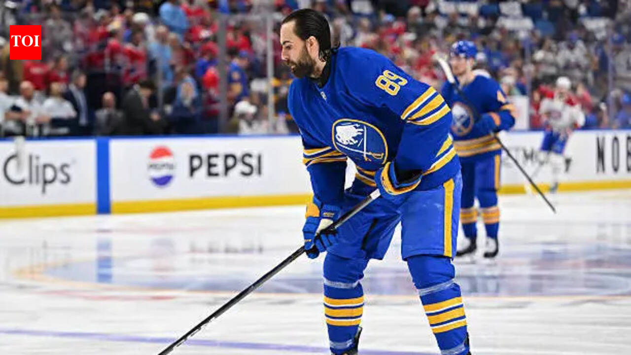Alex Tuch free agency NHL trade rumors connect Chicago Blackhawks amid Buffalo Sabres contract uncertainty | NHL News