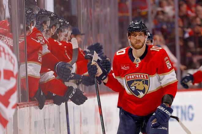 Detroit Red Wings v Florida Panthers SUNRISE, FLORIDA - APRIL 15: AJ Greer #10 of the Florida Panthers celebrates his goal with teammates against the Detroit Red Wings at the Amerant Bank Arena on April 15, 2026 in Sunrise, Florida. (Photo by Eliot J. Schechter/NHLI via Getty Images)