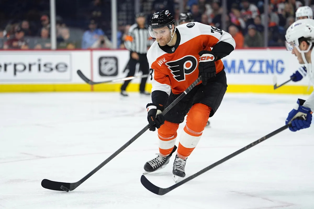Philadelphia Flyers Re-Sign 6-Foot-3 Forward Prospect