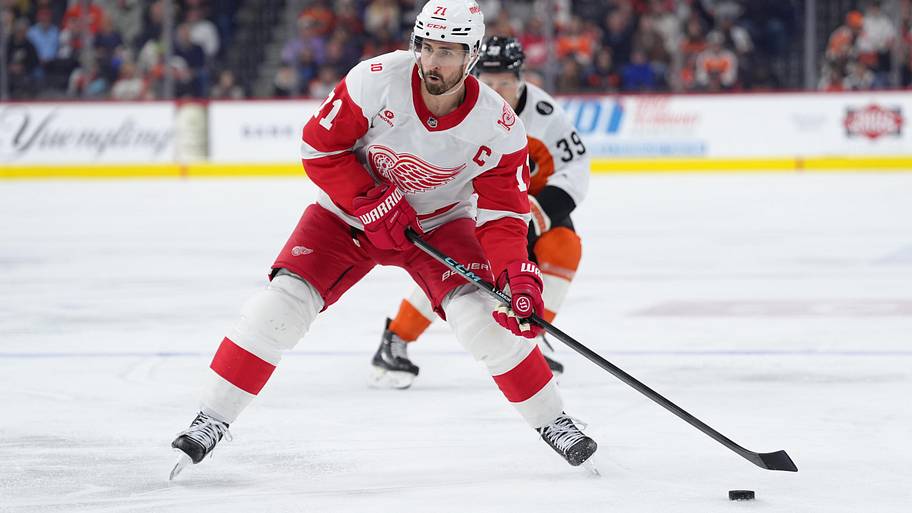 Dylan Larkin's trade request gives Blackhawks a rare opportunity