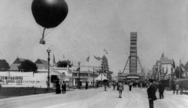 Today in Chicago History: Ferris Wheel debuts at World's Fair