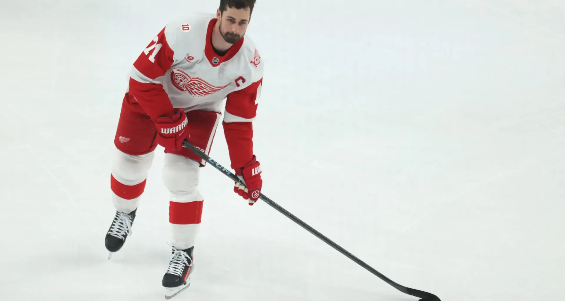 Bruins Options for No. 1 Center Starting to Shrink