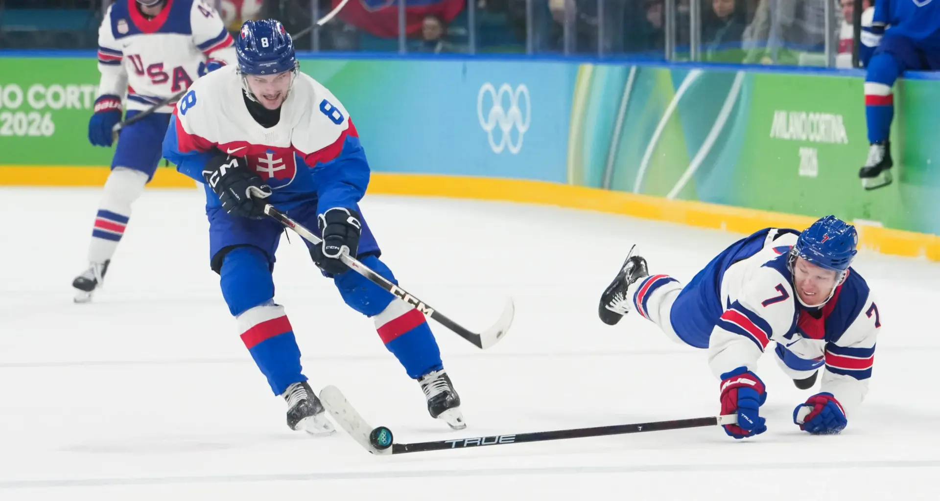 Penguins Sign Trade Acquisition Okuliar to Contract