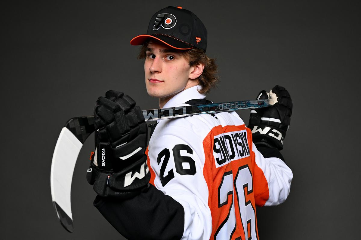 Flyers Trade Down, Draft D Maksim Sokolovskii with 27th Pick