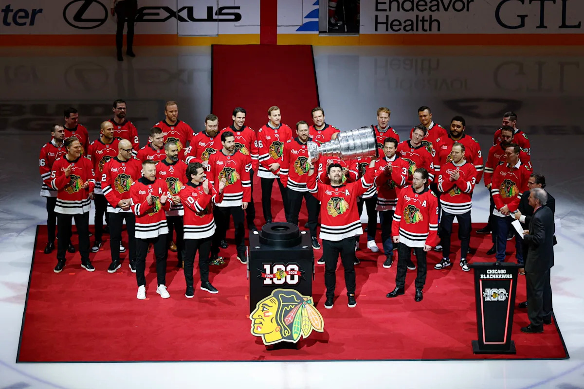 What Can the Blackhawks Learn From Their Rise of the 2000’s?
