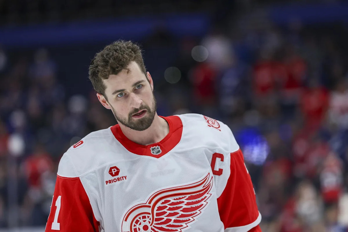 Insider Says San Jose Sharks Could Be a "Tempting" Trade Destination for Dylan Larkin