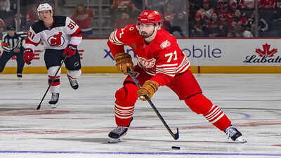 Pittsburgh Penguins emerge in latest NHL trade update amid intriguing developments surrounding Detroit Red Wings $8.7M Forward