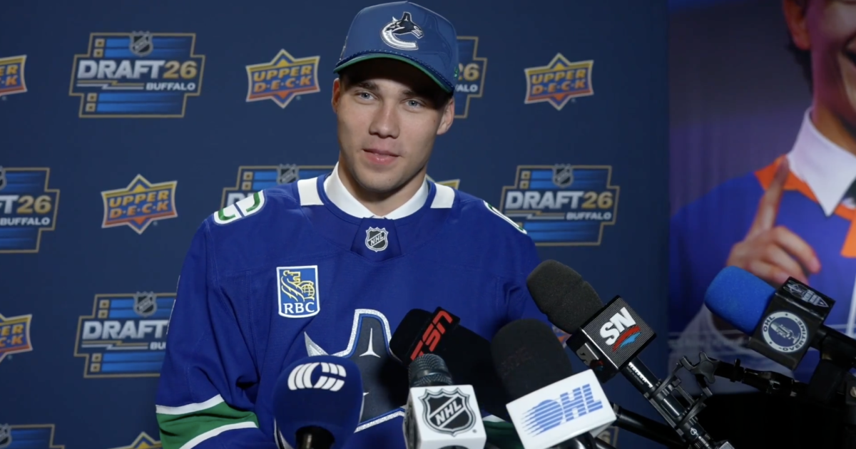 NHL Draft Analysis: Vancouver Canucks bet on size and speed with Adam Novotný at 24th overall