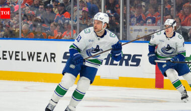 Former Vancouver Canucks forward Teddy Blueger opens up about difficult locker room environment before Toronto Maple Leafs signing | NHL News