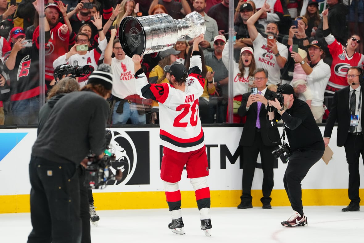 Morning Rumble: Hurricanes Cup Controversy; Hischier Helps in River Rescue; Isles Get Roasted