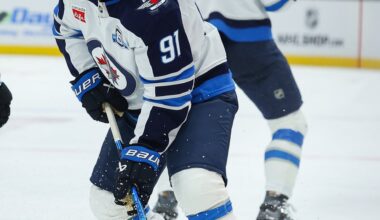 Jets re-sign Cole Perfetti to five-year contract worth $30 million | NanaimoNewsNOW