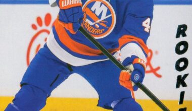 FIRST-YEAR PHENOMS: A look at every NHL Rookie of the Year, and their top rookie cards