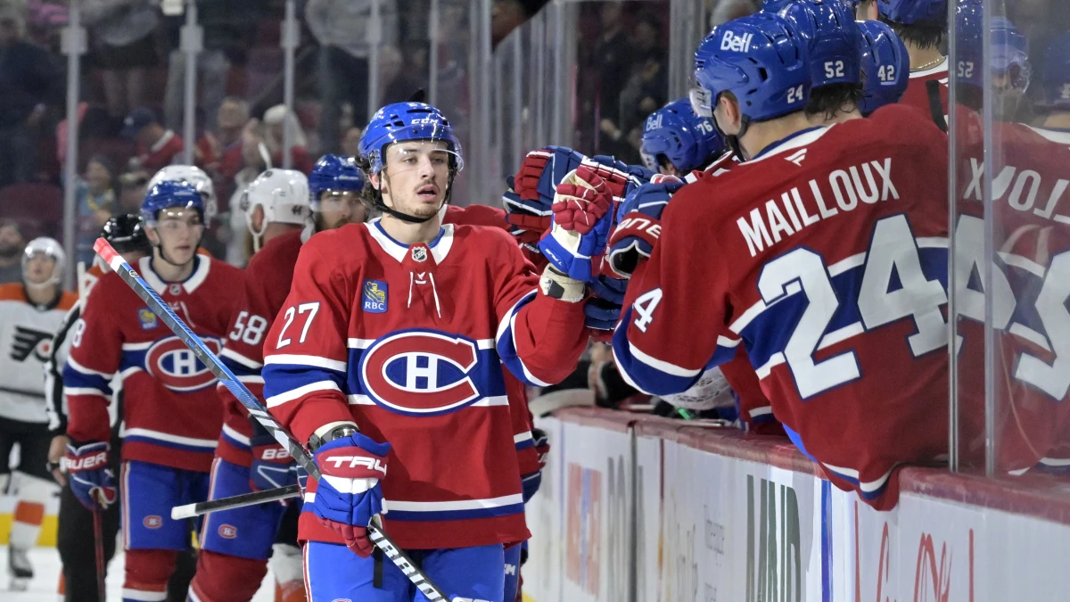 Montreal Canadiens forward Alex Barre-Boulet (27) celebrates with teammates after scoring a goal against the Philadelphia Flyers during the third period at the Bell Centre.