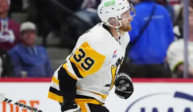 Pittsburgh Penguins right winger Anthony Mantha (39) celebrates his goal in the first period against the Colorado Avalanche at Ball Arena.