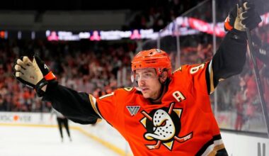 Anaheim Ducks keep Leo Carlsson, matching Flyers' $90 million offer sheet for young center | National Sports