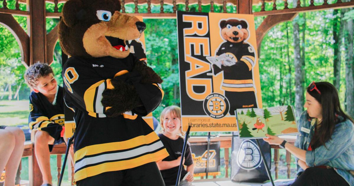 Boston Bruins mascot, Blades, skates into storytime at Sheffield library | South Berkshires