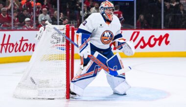 Devils Add Third Goalie to Mix on One-Year Deal