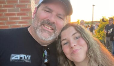 Minnesota HS hockey historian dies at 50