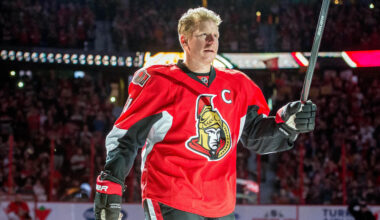 Ottawa Senators former player Daniel Alfredsson (11) takes part in a pre-game ceremony at Canadian Tire Centre