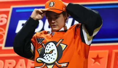 Incoming Michigan State hockey freshman signs ELC with Anaheim Ducks