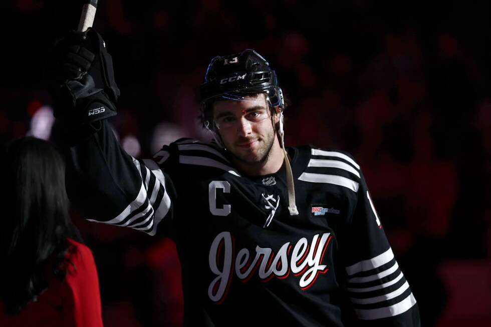 New Jersey Devils re-sign captain Nico Hischier for 5 years, $58.5 million