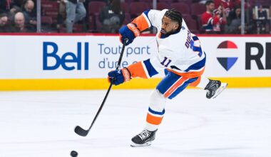 New York Islanders forward Anthony Duclair, center, celebrates a goal with defenseman Matthew Schaefer, forward Emil Heineman, forward Calum Ritchie and forward Mathew Barzal: Stephen Brashear-Imagn Images