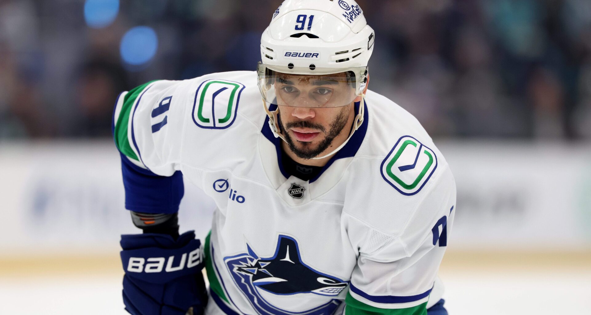 New York Rangers Urged to Sign Former Canucks Power Forward