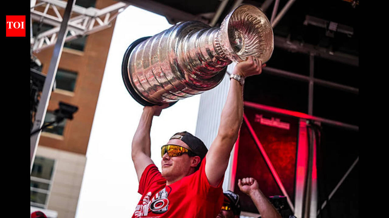 Stanley Cup: Carolina Hurricanes’ Eric Robinson brings Stanley Cup to Guy Gaudreau in emotional South Jersey celebration | NHL News