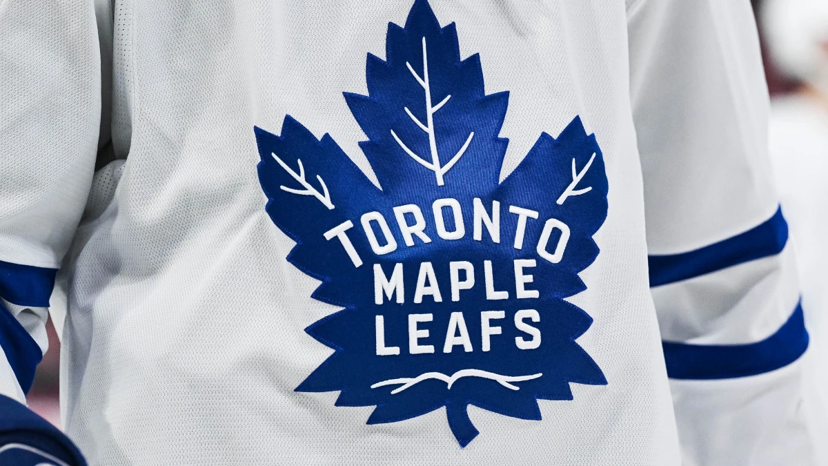 Maple Leafs end a 20-year era with longtime team physician