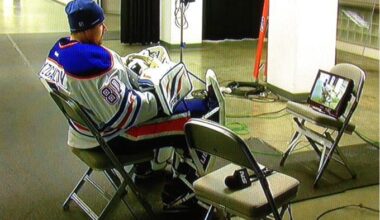 Three’s Company: The six seasons the Edmonton Oilers used five or more goalies