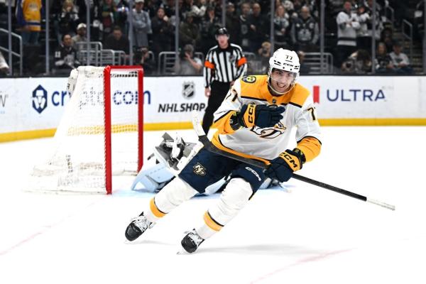 Devils acquire Luke Evangelista from Predators for picks