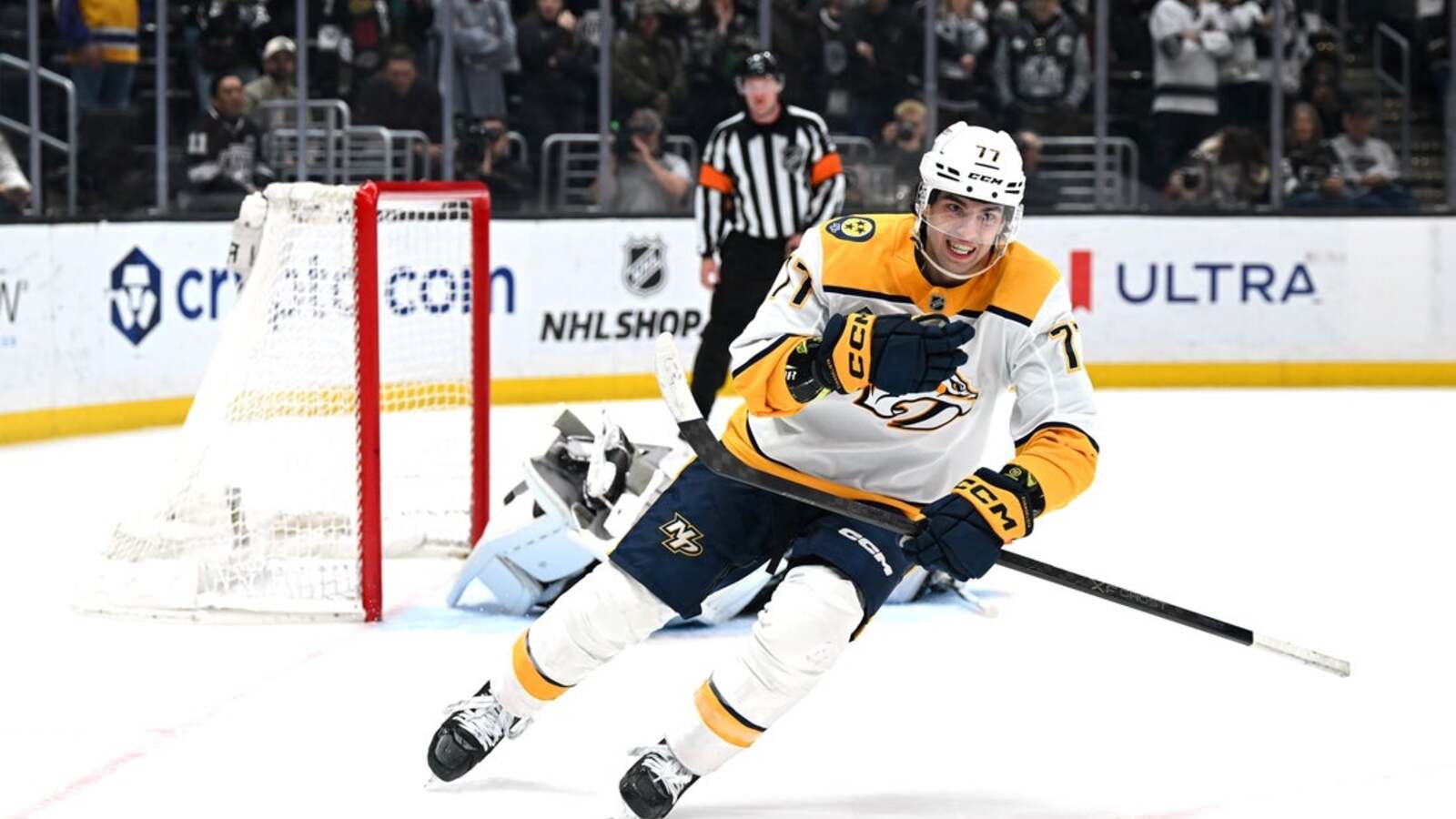 Devils acquire Luke Evangelista from Predators for picks