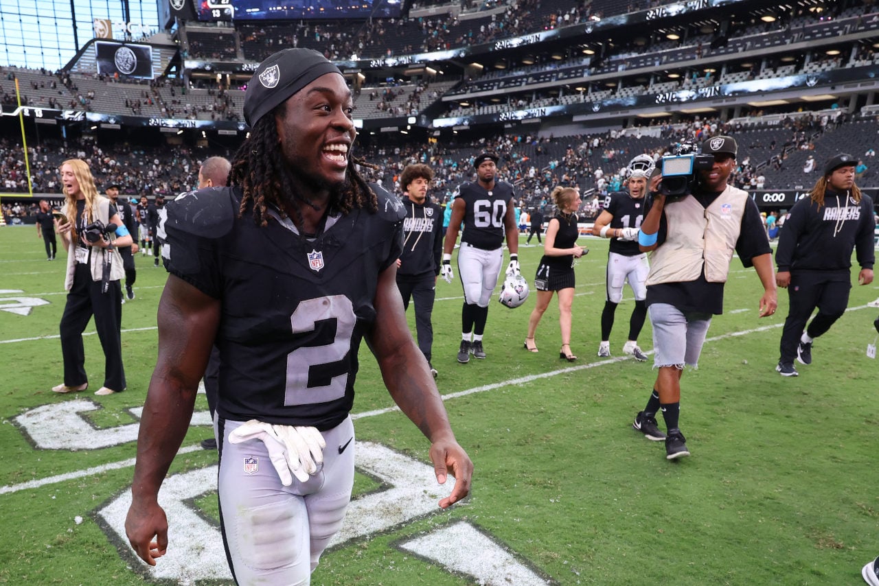 VEGAS SPORTS REPORT: Raiders' Brock Bowers Injury, A's-Circa Deal
