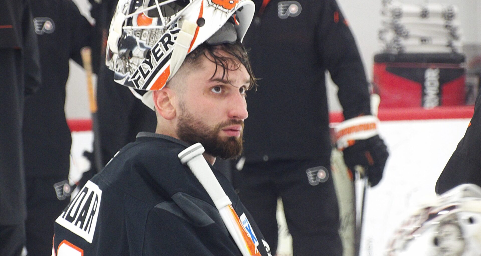 Flyers Dan Vladar Lives in The Here and Now ► FLYERS NITTY GRITTY