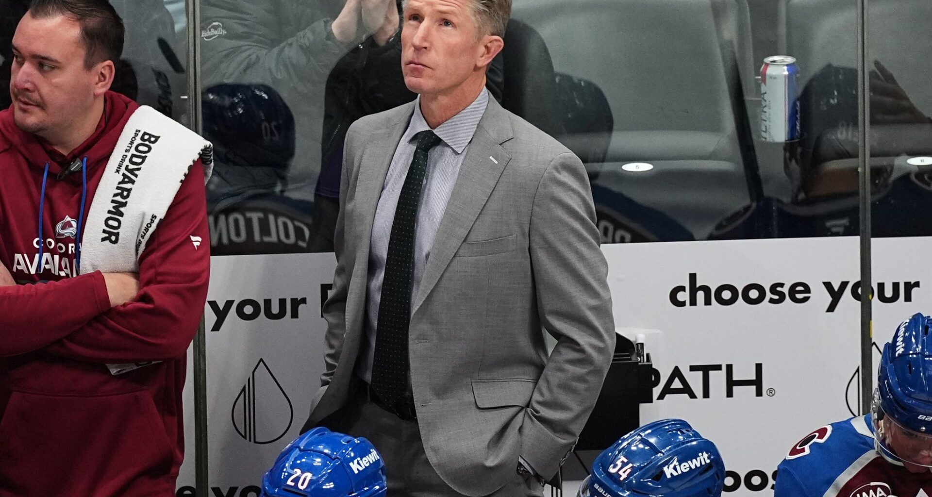 Arizona State in talks with Colorado Avalanche assistant Dave Hakstol about hockey coach job
