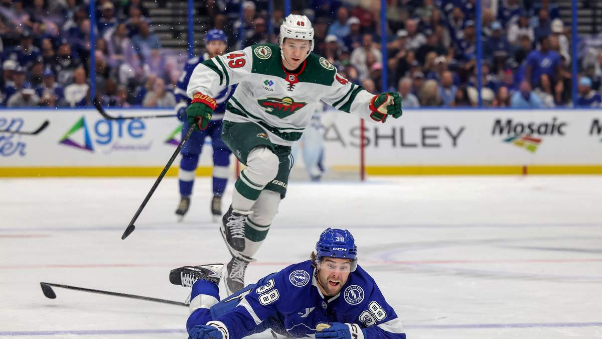 Brandon Hagel October 10 Preview vs. the Islanders