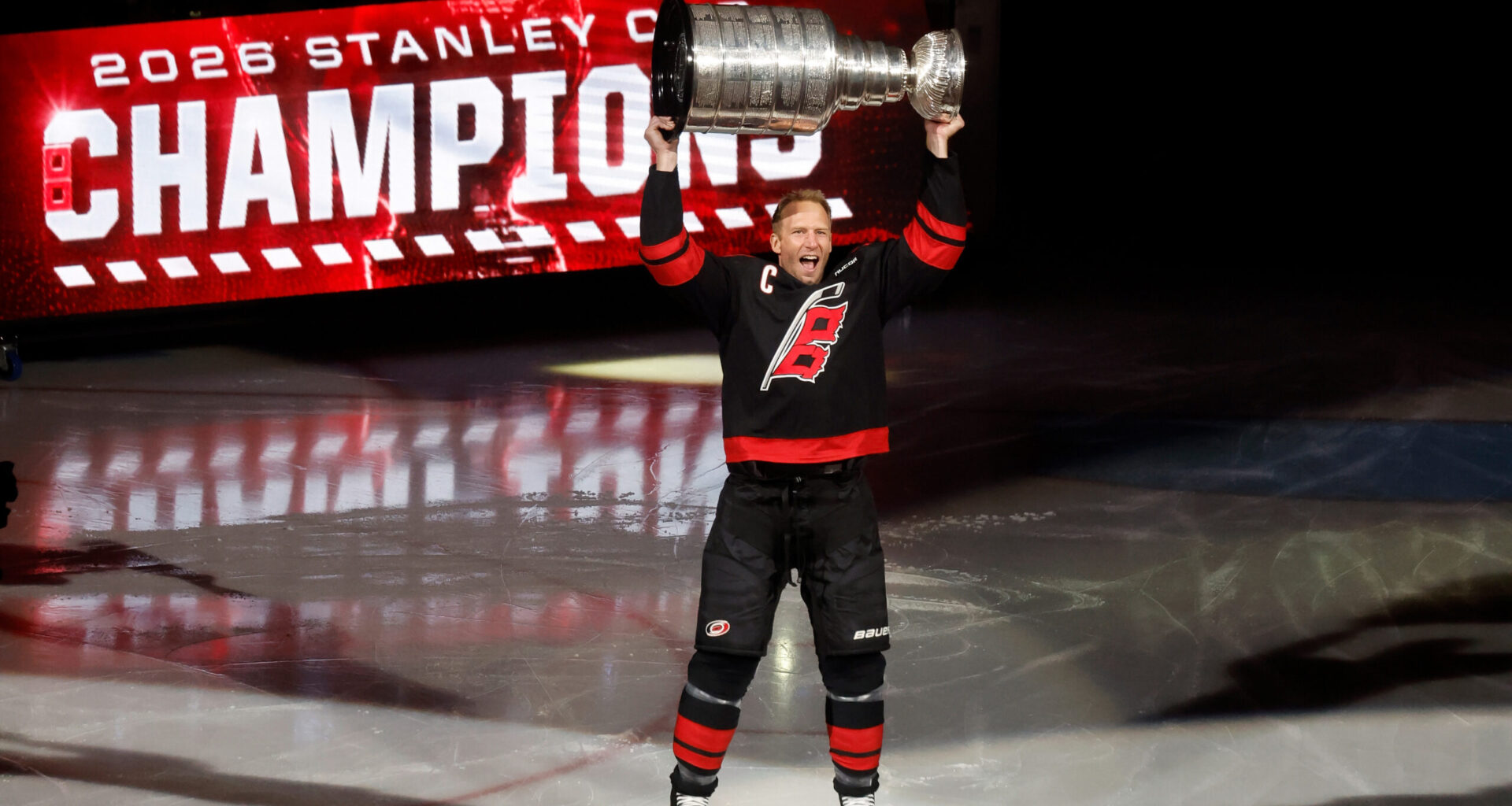 Hurricanes captain and reigning playoff MVP Jordan Staal is out 1-2 months with a torn calf muscle – WTOP News