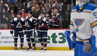 Avalanche bludgeon Blues, roll to 2-0 start