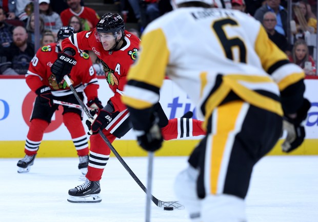 Chicago Blackhawks right wing Patrick Kane (88) takes a shot on goal in the third period of a game against the Pittsburgh Penguins at the United Center in Chicago on Oct. 13, 2026. (Chris Sweda/Chicago Tribune)